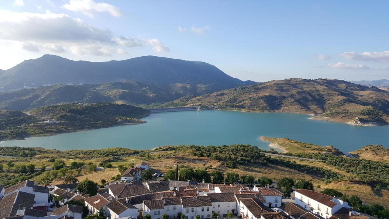 Apartamentos el Mirador en la Plaza de Zahara Zahara De La Sierra Exterior foto